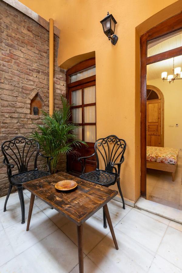 9 Pera Apartment Istanbul Exterior photo