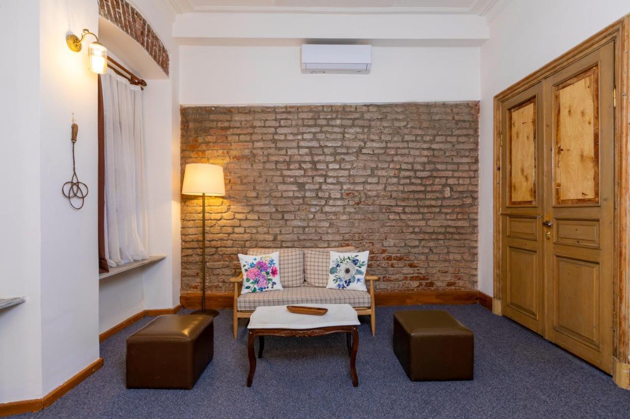 9 Pera Apartment Istanbul Exterior photo